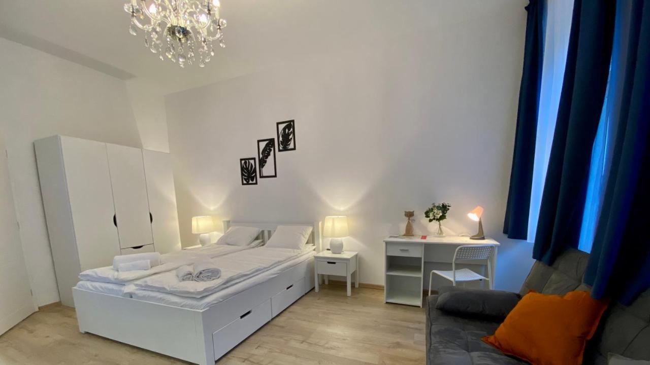 Top Class Apartments In Carlsbad Karlsbad Exterior foto