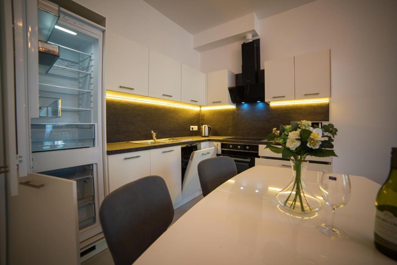 Top Class Apartments In Carlsbad Karlsbad Exterior foto